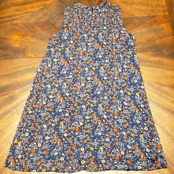 Massini Sleeveless Floral Smocked Shift Dress Navy Blue Size Small - Picture 1 of 16